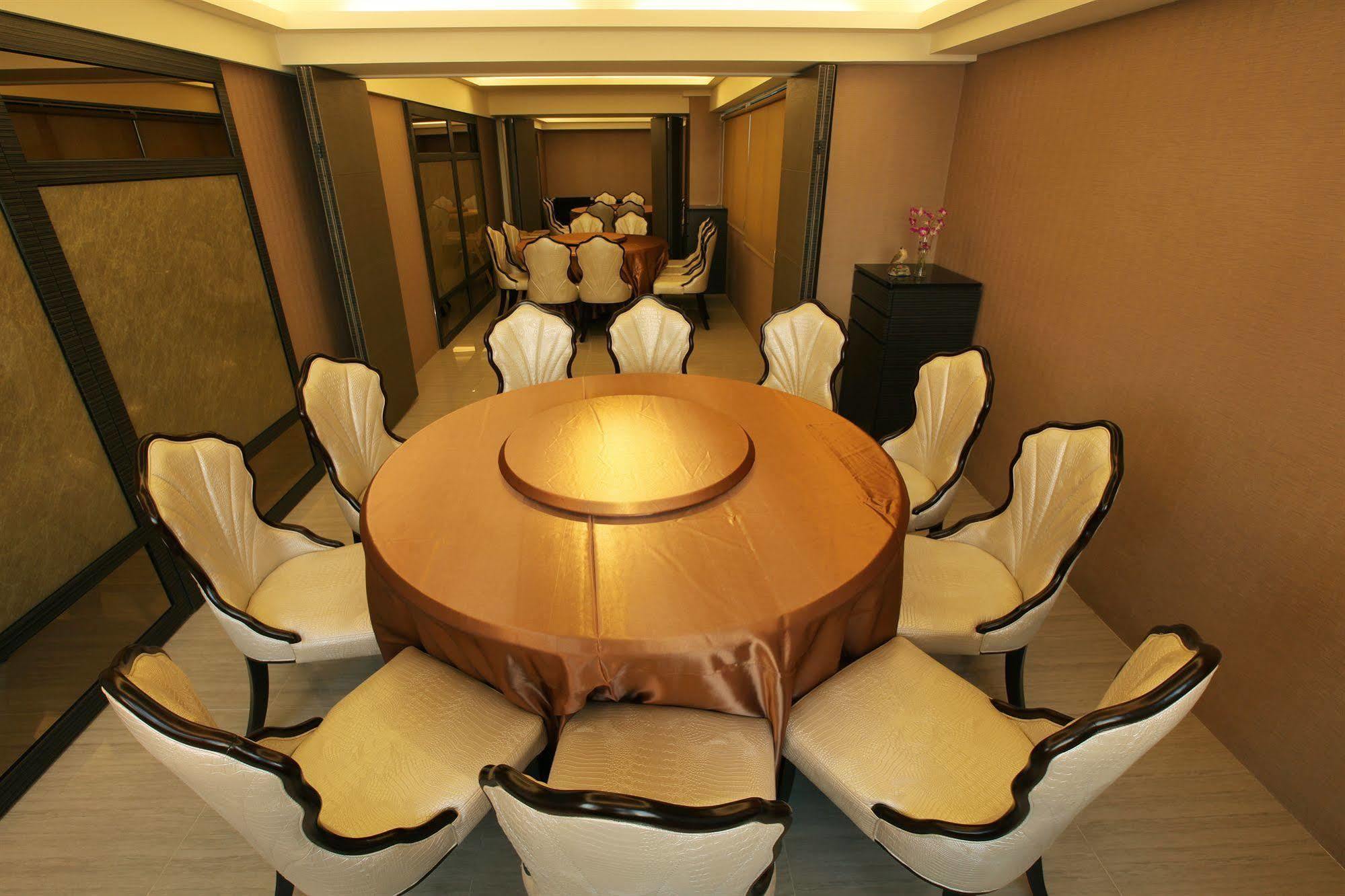 Nest Hotel Καοσιούνγκ Εξωτερικό φωτογραφία