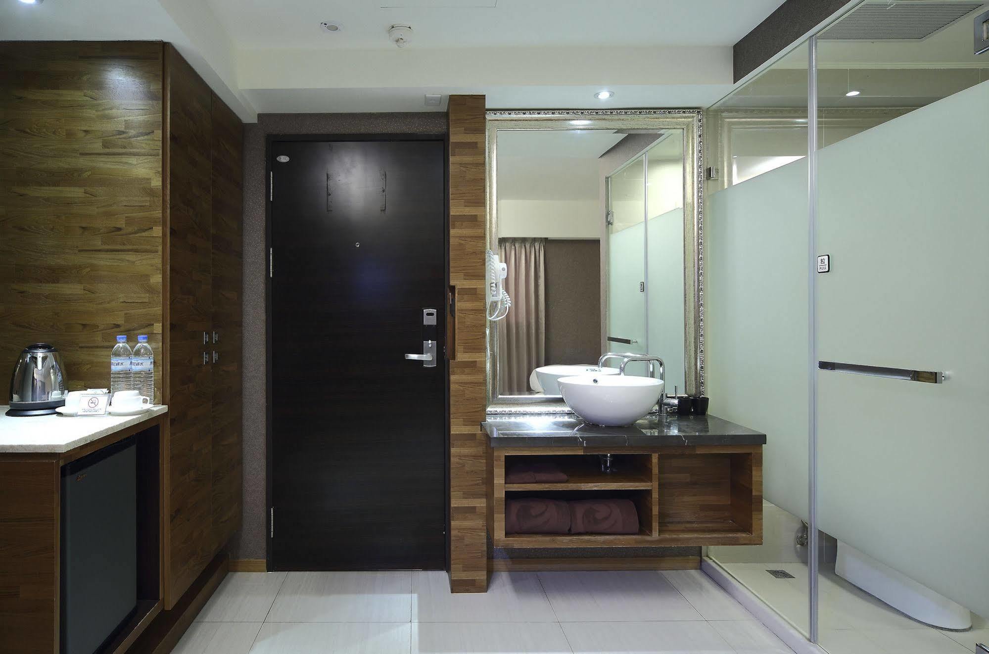 Nest Hotel Καοσιούνγκ Εξωτερικό φωτογραφία